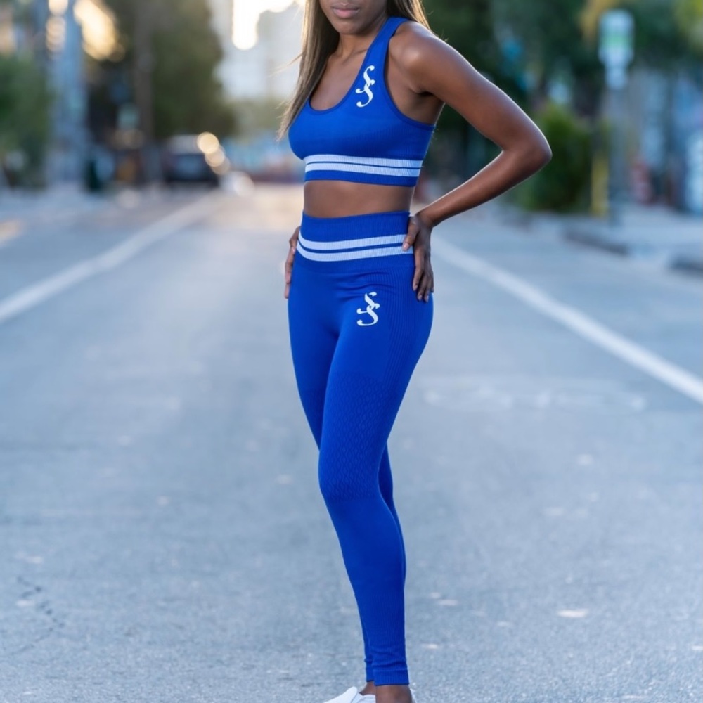 Blue Contour Seamless Sports Bra & Leggings Set